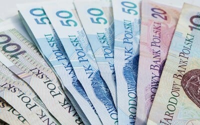 Nočné útoky dronov stiahli poľský zlotý. Od septembra sa dostal na najslabšiu úroveň voči euru