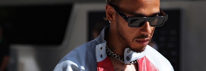 Nová láska Lewise Hamiltona? Závodník F1 si užíval romantický oběd se známou herečkou