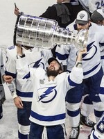 Nová sezóna NHL sa začne hneď na Nový rok. Na štadióny chcú vrátiť divákov