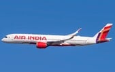 Nové informace o havárii letadla Air India, při které zahynulo 241 lidí: Těsně před pádem byly vypnuty palivové spínače