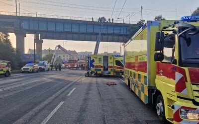 Nové informace o srážce vlaků v Praze: Strojvedoucí nadýchal dvě promile