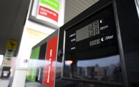 Nové poplatky EÚ môžu spôsobiť výrazné zdraženie nafty a benzínu. Pozri si prvé prepočty