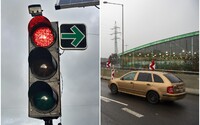 Nové značky pri semaforoch si Slováci pochvaľujú. Na križovatkách v tomto kraji ich začne pribúdať viac, sľubujú úrady