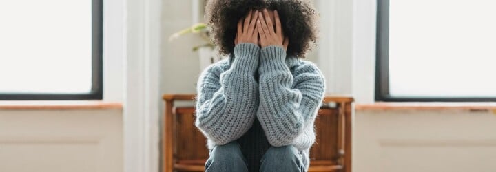 Novoroční předsevzetí může být zdrojem úzkosti. Poradíme ti, jak ho dodržet bez stresu