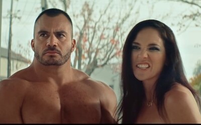 Novozélandská vláda natočila reklamu s nahými pornoherci. Upozorňují mladé na nástrahy internetu