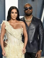 Nový dokument o Kanyem Westovi ukazuje pořádné drama. Rapper řval na matku Kim kvůli lékům