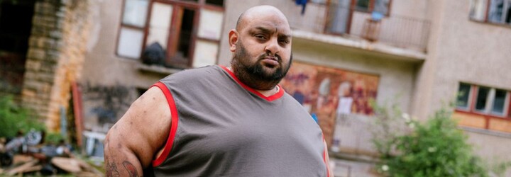 Nový trailer Řezníkova filmu nezklamal. Tohle „rodinné“ dobrodružství si nebudeš chtít nechat ujít