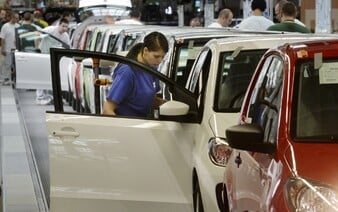 Nový závod Volvo hľadá tisíce zamestnancov. Ponúkajú rôzne pozície od operátorov po špecialistov