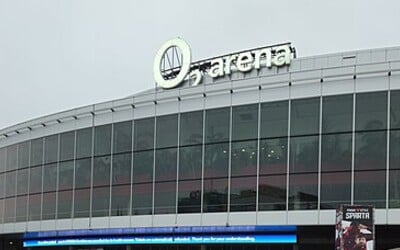 O2 arena zavedla vratné kelímky. Nápad prosadila známá influencerka