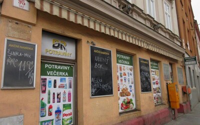 OBRAZEM: Myší trus, pavučiny, špína. Inspekce zavřela obchod v Brně na Cejlu, majitel za dva dny znovu otevřel
