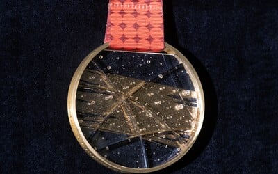 OBRAZEM: Takto vypadají medaile pro mistrovství světa v hokeji