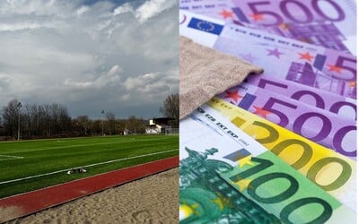 Obec Raslavice, ktorá postavila fiktívne športové ihrisko, musí vrátiť dotáciu 210-tisíc eur. Ako dôkazy posielala fotomontáže