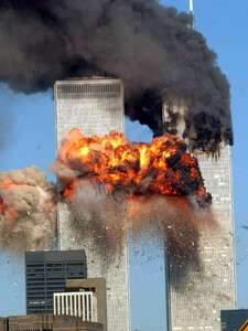 Objevily se nové informace o útoku z 11. září. Kdo měl podporovat teroristy?