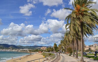 Obľúbený ostrov Slovákov zavádza nové pravidlá a obmedzenia. Turisti si za dovolenku priplatia