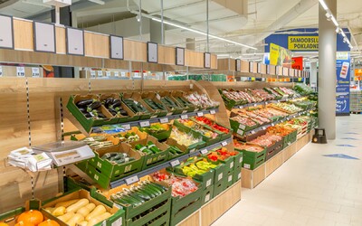 Obľúbený supermarket v Bratislave ponúkal 3 výrobky za vyššie ceny, ako garantoval. Obchodná inšpekcia zistila, prečo k tomu došlo