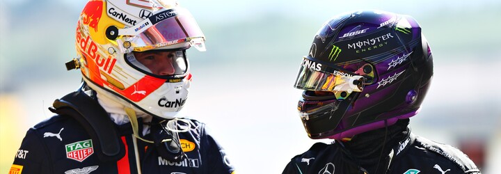 Obrovské tresty v F1: Hamiltona diskvalifikovali, Verstappen dostal pokutu 50-tisíc eur