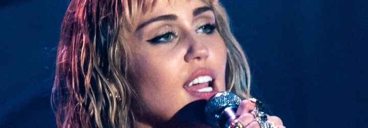 Obrovský úspech Miley Cyrus: jej známa pieseň prekonala miliardu prehratí