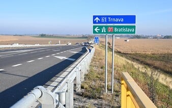 Od januára zdražujú diaľničné známky. Vodiči, ktorí chceli ušetriť, narazili na problém