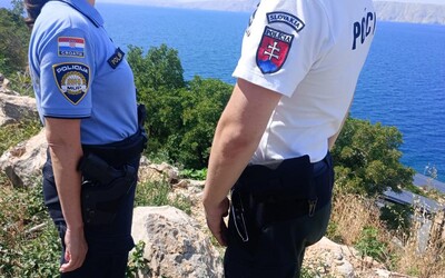 Opitý Slovák na dovolenke v Chorvátsku napadol svoju partnerku. Nechcel zaplatiť pokutu, ale zľakol sa toho, čo mu hrozilo