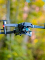 Oplatí sa ti kúpiť dron? Prehľad najznámejších modelov a pravidiel pre lietanie na Slovensku