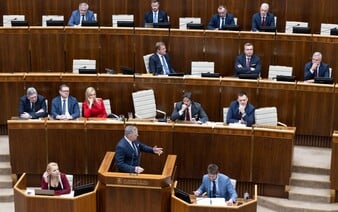 Opozícia kritizuje správu SIS: „Keď toto nenapísal ChatGPT, tak neviem,“ reaguje Marcinková