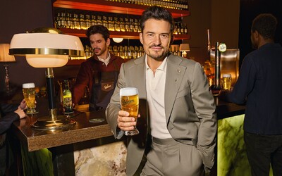 Orlando Bloom bude dělat reklamu českému pivu 