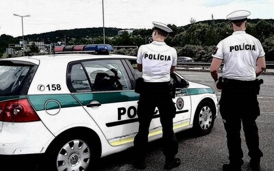 Osoba s koronavírusom pri Bratislave porušovala povinnú karanténu, policajtom nechcela zaplatiť pokutu