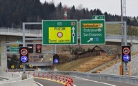 PREHĽAD: Diaľnicu na severe Slovenska cez víkend čakajú obmedzenia, uzavreté budú aj tunely