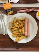 PŘEHLED: Kde zaplatí studenti v menzách nejméně za oběd? Polévka za 10 korun, hlavní jídlo do stovky