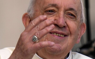 Papež František: Homosexualita není zločin, Bůh miluje všechny svoje děti