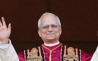 Pápež Lev XIV. vysvätil 32 kňazov vo Vatikáne. Medzi nimi aj Slováka zo Spišskej diecézy