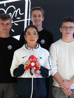 Paralympionička Hee-jin Kim a tím z česko-slovenského Solve for Tomorrow zo Samsungu hovoria o tom, ako odstraňovať prekážky