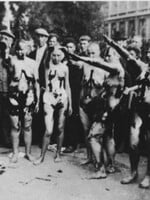 Parížske prostitútky čelili na konci vojny náporu 10-tisíc vojakov denne. Krajina „zradkyne“ spávajúce s nacistami tvrdo trestala