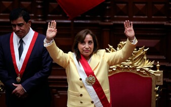 Peru má první ženskou prezidentku, je jí Dina Boluarte. Její předchůdce skončil v želízkách
