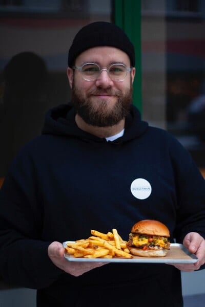 Petr vlastní oblíbený podnik Burgerman v Praze: Šest lidí má u nás burger doživotně zdarma