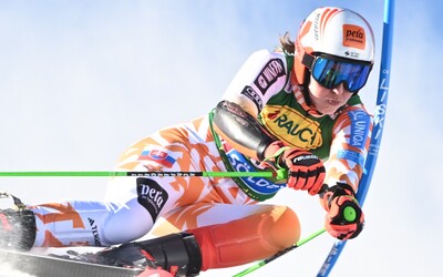 Petra Vlhová skončila v obrovskom slalome v rakúskom Söldene na treťom mieste