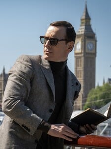 Po kráľovskej rodine prichádza seriál o klane Kennedyovcov. Hlavnú rolu získal Michael Fassbender