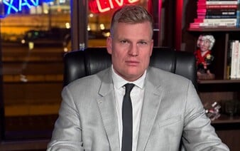 Podle policie se „napadení“ v pražském baru seběhlo jinak. Nepotvrdila verzi Filipa Turka