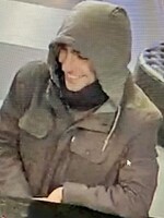 Podozrivý Luigi Mangione je pre mnohých sexsymbol. Strelec pochádza z bohatej rodiny a čítal manifest od teroristu