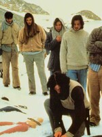 Pojídali své přátele, aby přežili: Ragbyový tým, který ztroskotal v Andách se musel uchýlit ke kanibalismu
