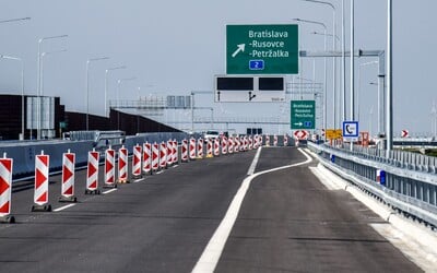 Pokazilo sa ti auto? Na diaľnici platia štyri základné pravidlá