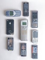 Pokud ses nezbavil*a svého starého mobilu, teď na něm můžeš zbohatnout. Tyto modely se prodávají za tisíce