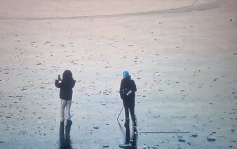 Polícia na kamere v Žiline zachytila hazardnú hru detí. Podobný prípad nedávno skončil tragicky