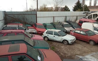 Polícia odhalila v Košiciach nelegálne vrakovisko áut. Spustili najväčšiu akciu svojho druhu