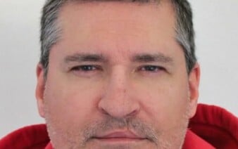 Polícia pátra po novinárovi Martinovi Halandovi. Pracoval pre Markízu aj TA3