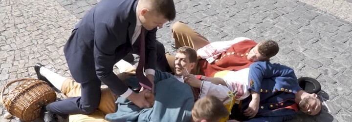 Policie sdílela velikonoční video, kde ochranka „omylem“ zbila koledníky.  Po pár hodinách jej smazala