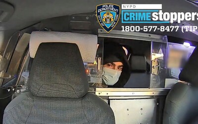 Policie stále pátrá po vrahovi ředitele pojišťovny. V New Yorku se mezitím uspořádala soutěž jeho dvojníků