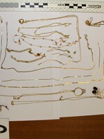 Policista z Prahy prodával zabavené šperky. Většina skončila v zastavárnách