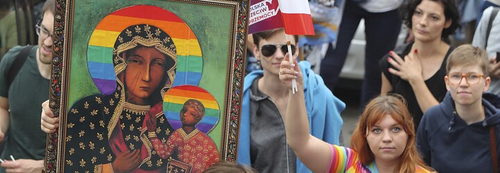 Polské samosprávy vytvořily zóny bez LGBTI. Evropský parlament jim přestal vyplácet eurofondy