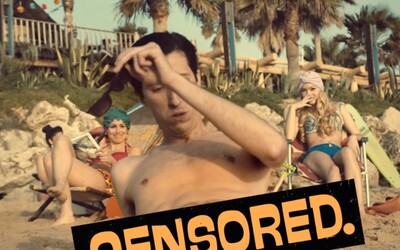 PornHub začal predávať plavky, ktoré zakryjú mužské vzrušenie na pláži